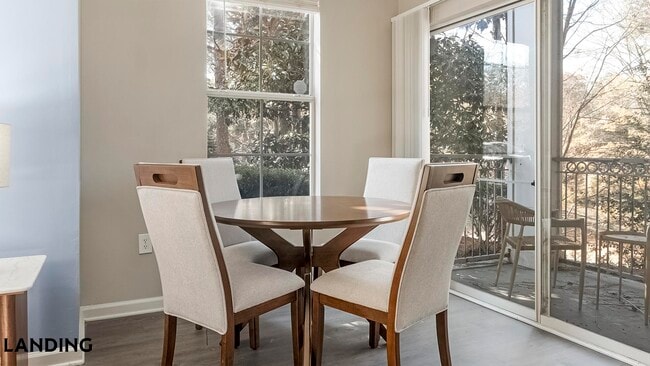 Building Photo - 100 Peyton Pl SW