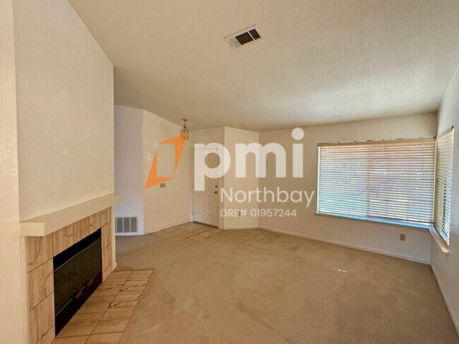 Building Photo - 2936 Teton Ln