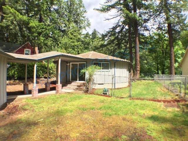 Primary Photo - 37 SE Sandy Dell Rd