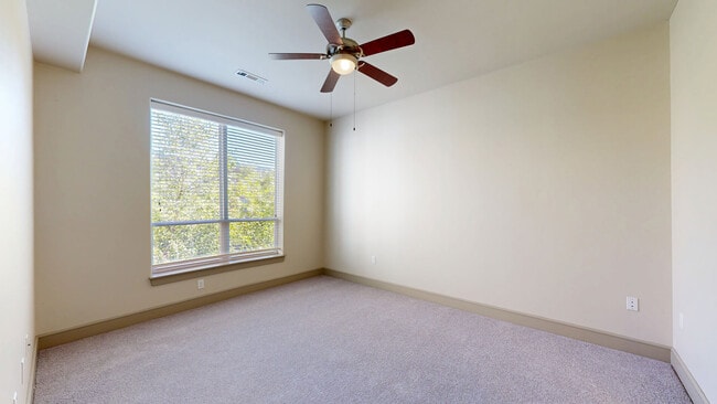 Interior Photo - Charles River Landing