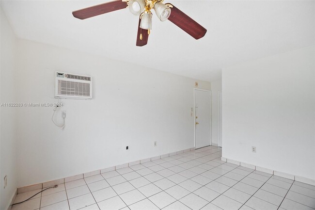 Building Photo - 3881 W Flagler St