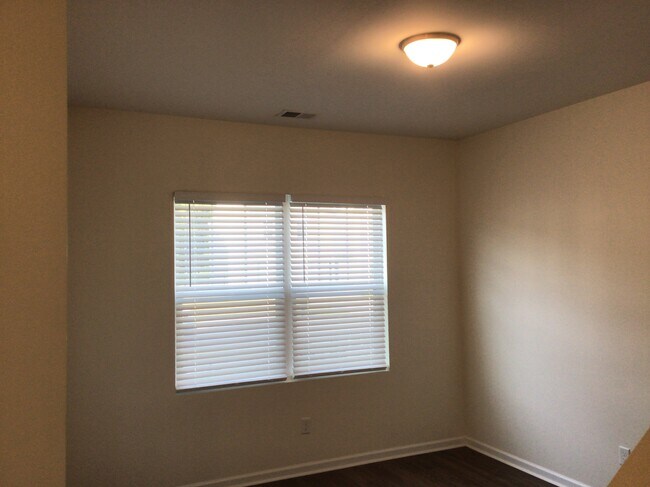 Building Photo - 141 Orion Way