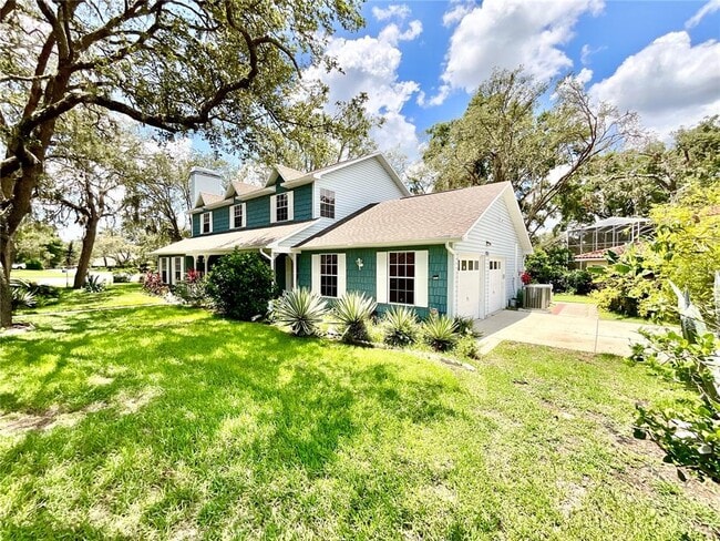 Building Photo - 8834 Whispering Oaks Trail