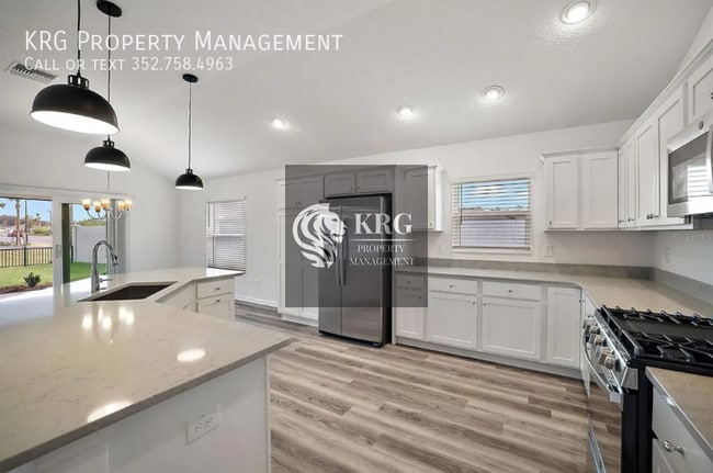 Foto del edificio - 949 Ruhlman Lp