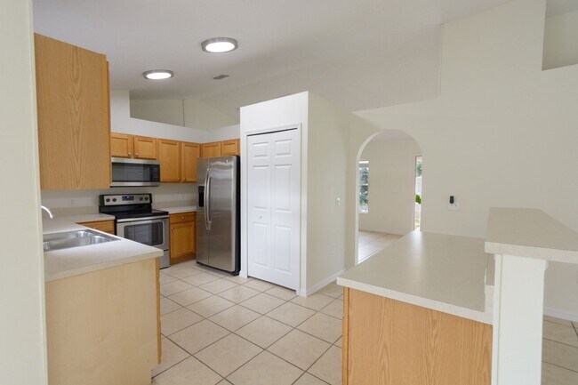 Foto del edificio - 3BR/2BA House in Spring Hill. For Lease-Pu...