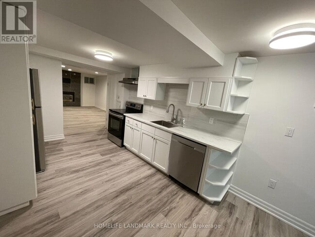 Building Photo - 40 Blackforest Dr