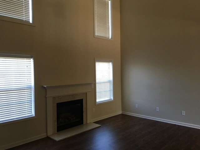 Building Photo - 5914 Lindley Crescent Dr