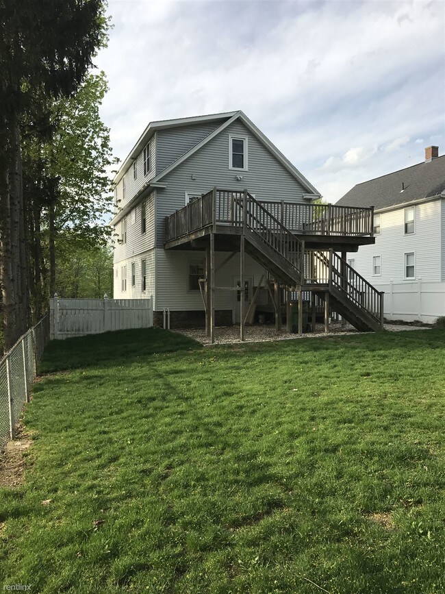 Building Photo - 60 Cypress St