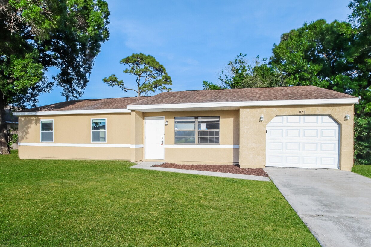 Foto principal - 928 Sable Cir SE
