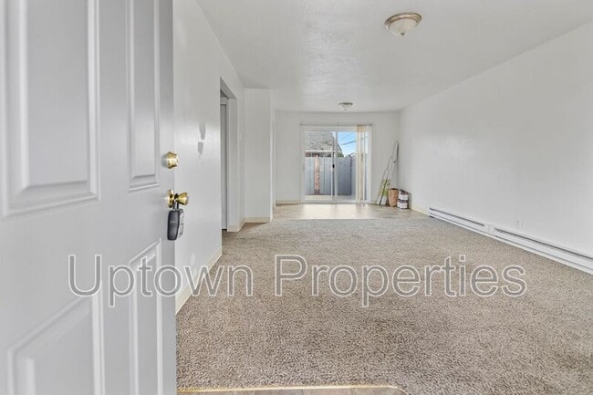 Foto del edificio - 130 N 4th Ave