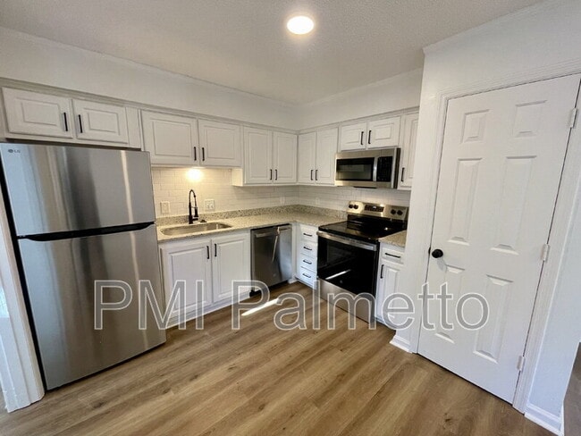 Building Photo - 1340 Cactus Ave