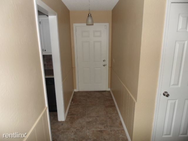 Building Photo - 3 br, 2 bath House - 1516 E Main St