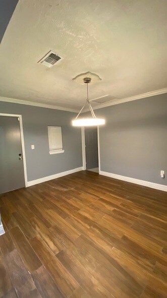 Foto del edificio - 6623 Cresthill St