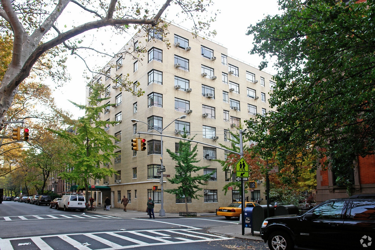 100 Remsen St, Brooklyn, NY 11201 Apartments Brooklyn, NY