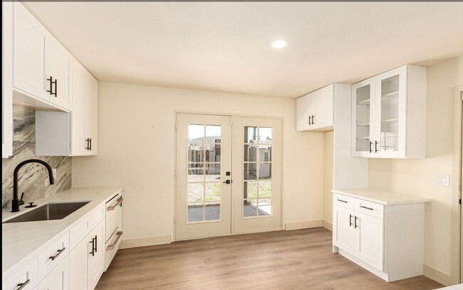 Building Photo - 12613 N 29th Ave