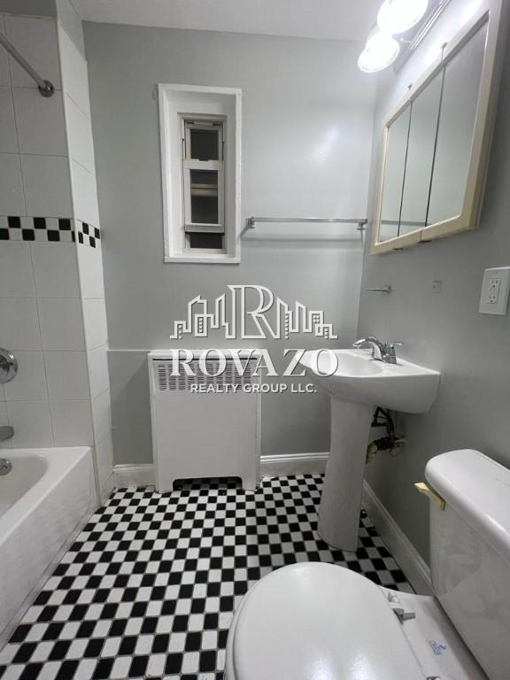 Foto del edificio - 585 Elizabeth Ave