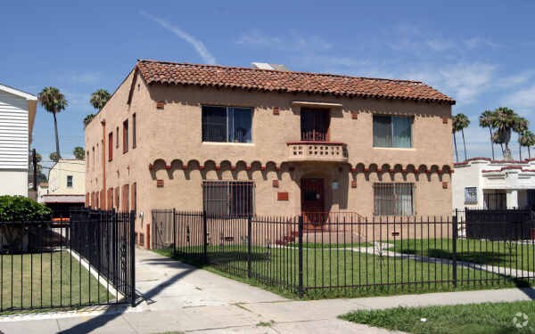 Primary Photo - 4721 9th Ave