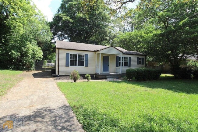 Building Photo - 1824 Crestridge Dr SE
