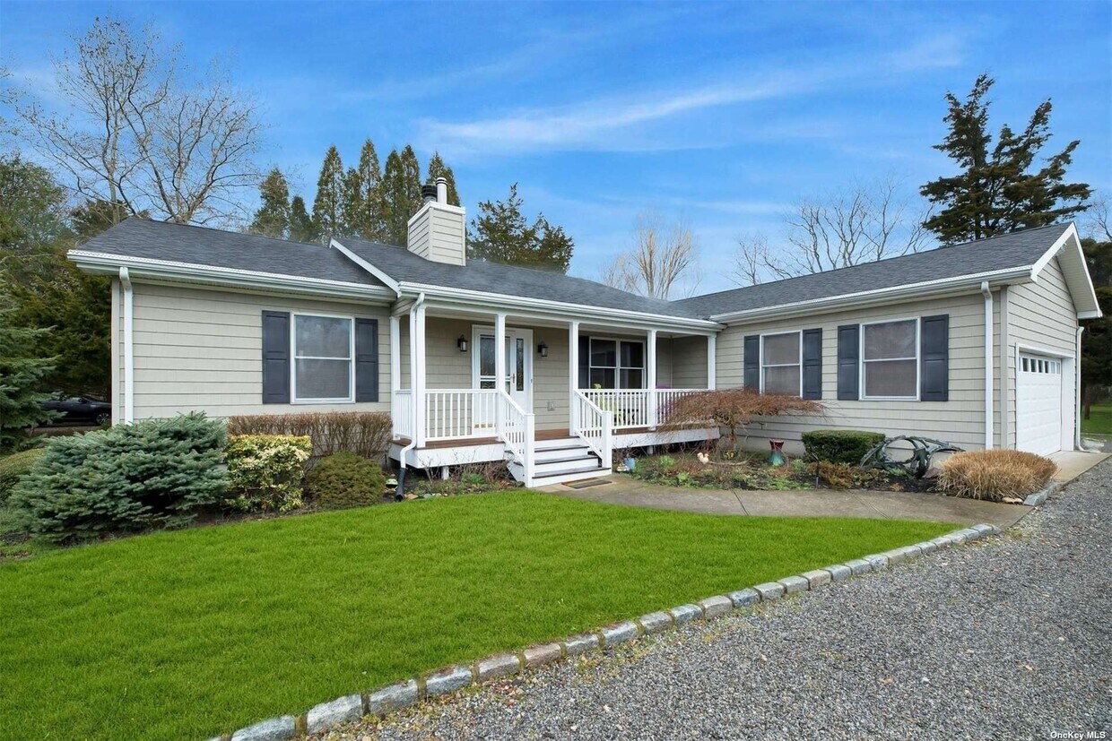 50 3 Waters Ln, Orient, NY 11957 House Rental in Orient, NY