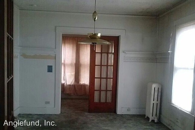 Foto del edificio - 3 br, 1 bath House - 59 Florence St.