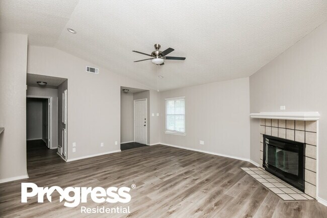 Foto del edificio - 1032 W Hills Terrace