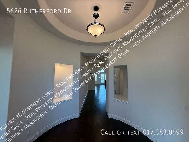 Foto del edificio - 5626 Rutherford Dr