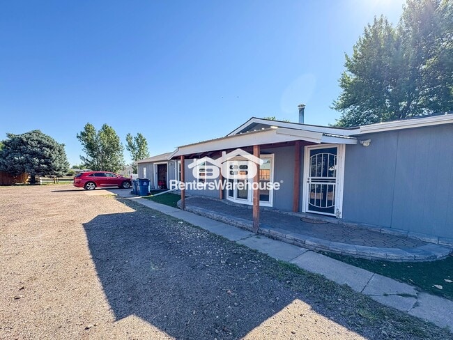 Building Photo - 609 Pinyon Cir