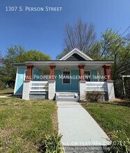 Building Photo - 1307 S Person St