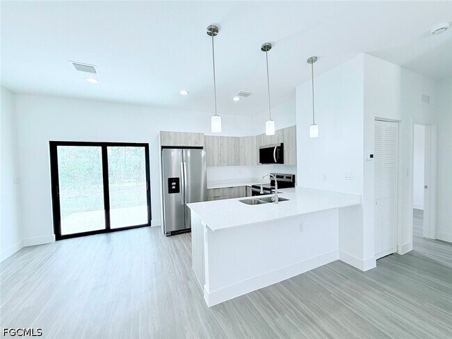 Foto del edificio - 1048 Jay Ct