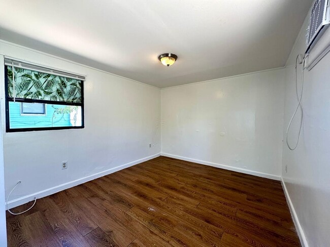 Building Photo - 6101 Webster Ave