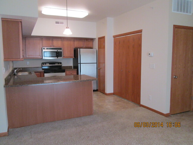 Foto del edificio - 2 bedroom, 2 bath condo in North Liberty