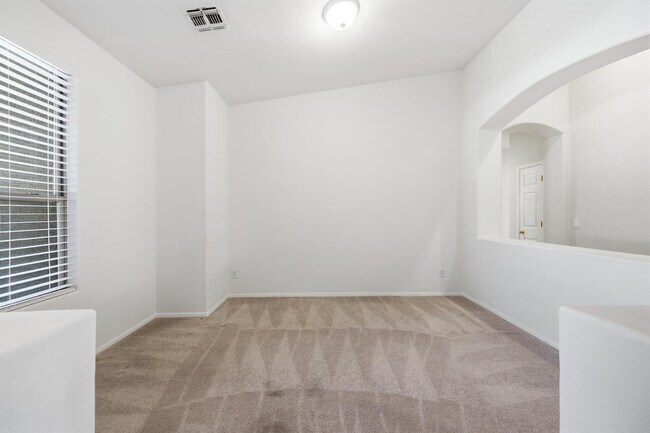 Foto del edificio - 8407 West Myrtle Ave