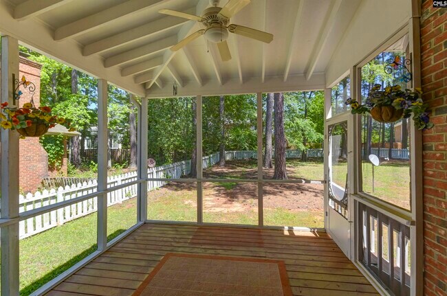 Building Photo - 1100 Woodtree Ct