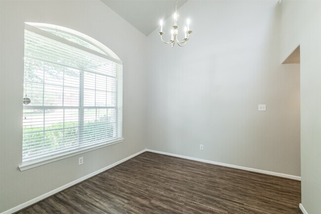 Building Photo - 19607 Tully Meadows Ct