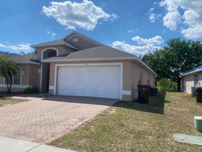 Building Photo - Home for rent