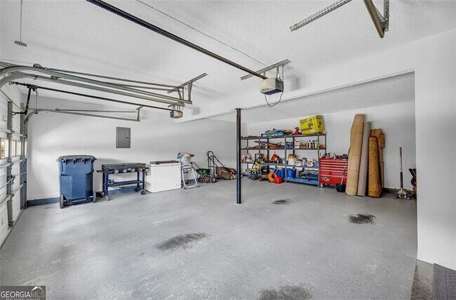 Building Photo - 605 Ashland Park Way SE