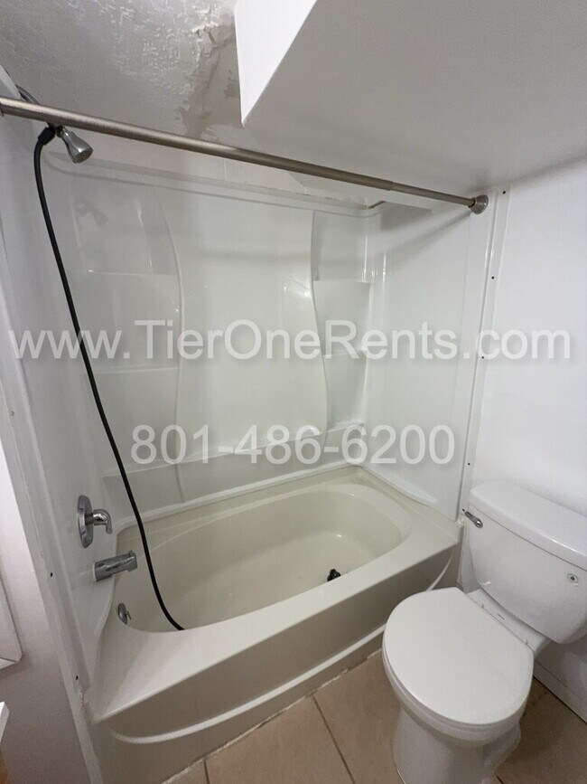 Foto del edificio - Limited-time offer: $500 off first months ...