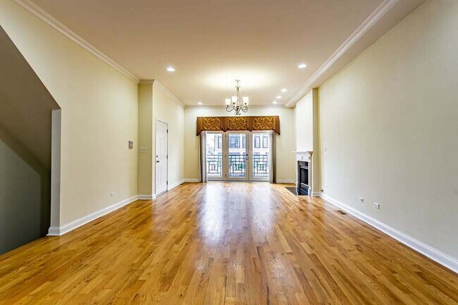 Foto del edificio - 2355 W Harrison St