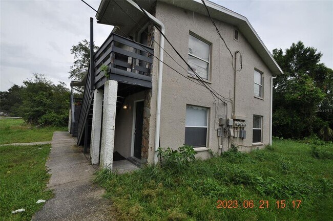 Building Photo - 2207 Irene St