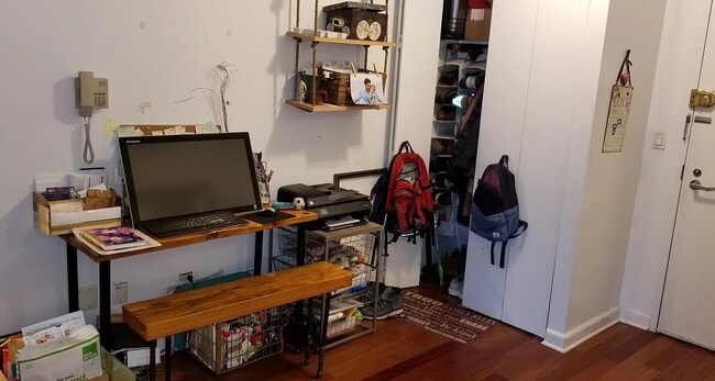 Building Photo - 2 S End Ave