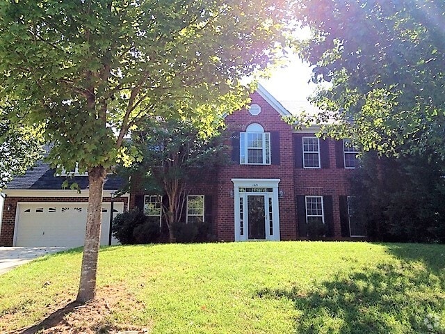 Building Photo - 169 Royalton Rd