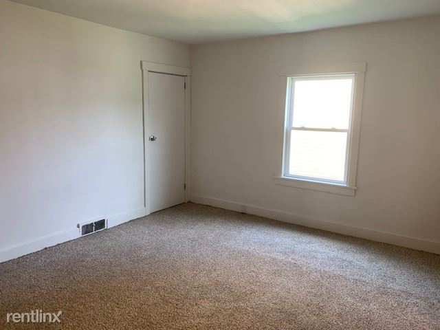 Building Photo - 1 br, 1 bath Duplex - 1626 Davidson St