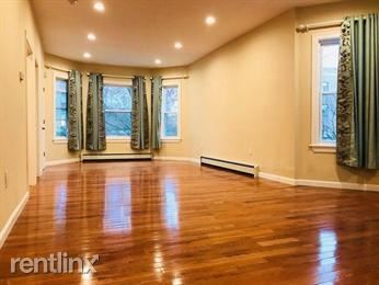 Foto del edificio - 3 br, 3 bath  - 75 Saint Paul St