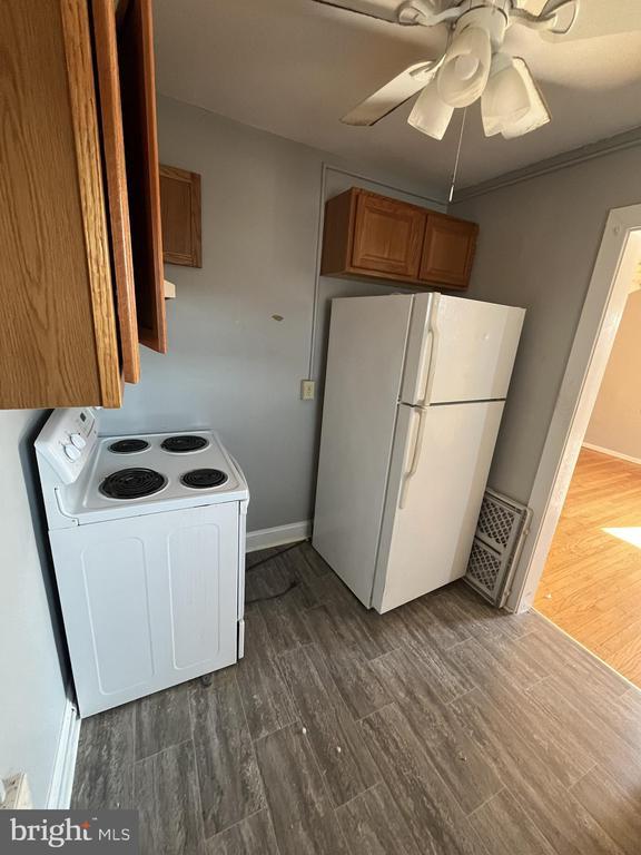 Building Photo - 44 S Loudoun St