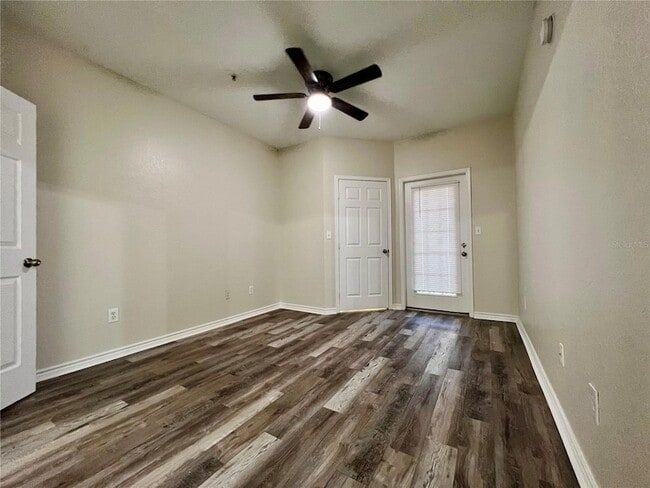 Building Photo - 4323 Bayside Village Dr