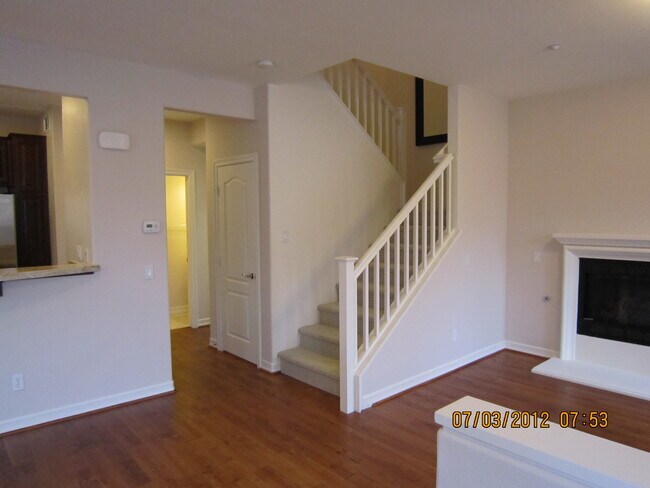 Foto del edificio - 10410 Duxbury Ln