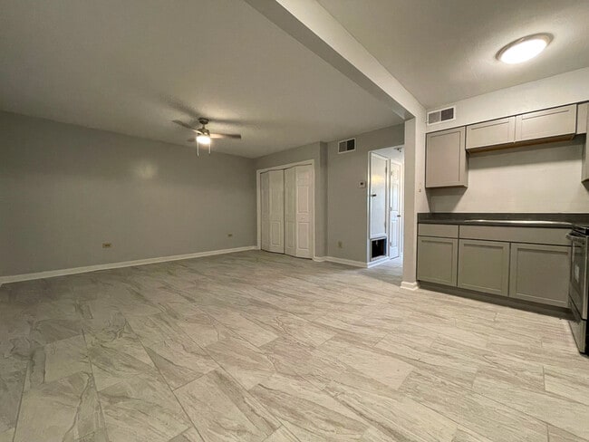 Building Photo - 3107 Orris Lane - 109
