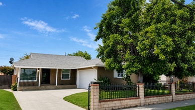 Building Photo - 670 Willow Ave