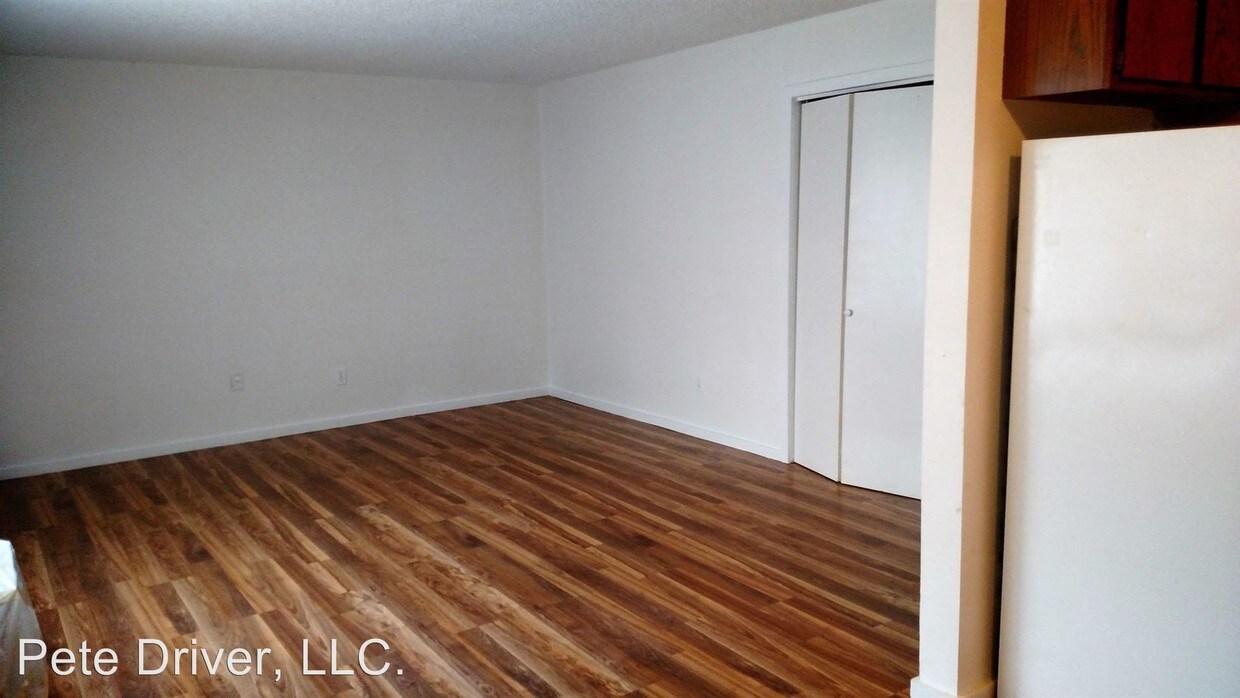 Foto principal - 1001 Stanley Ave