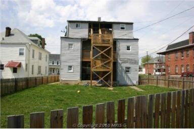 Foto del edificio - 334 Mitchell Ave